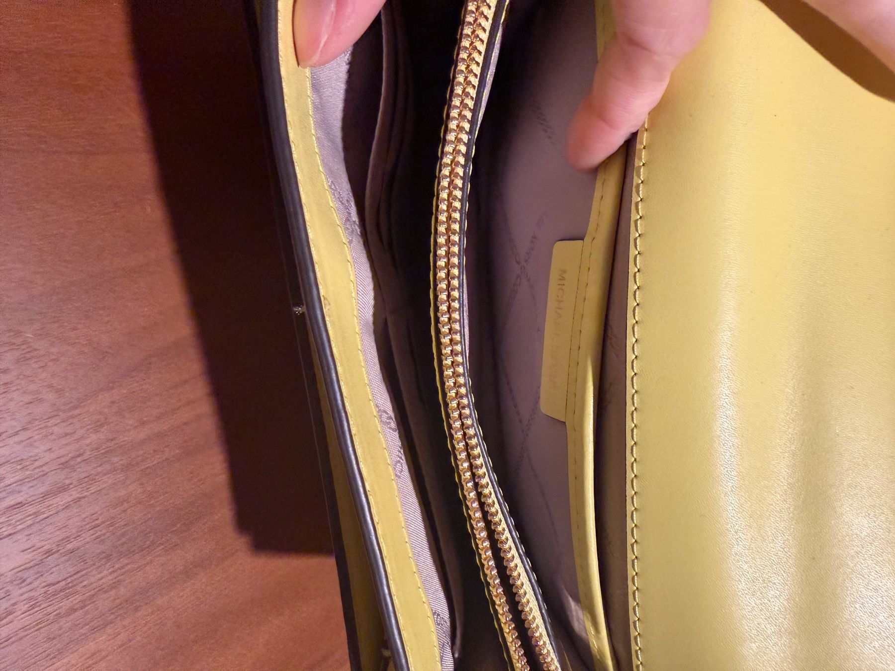 Michael Kors Borse da donna: Sac Michael Kors jaune – Usato da Neuchâtel venduto da tamd 3