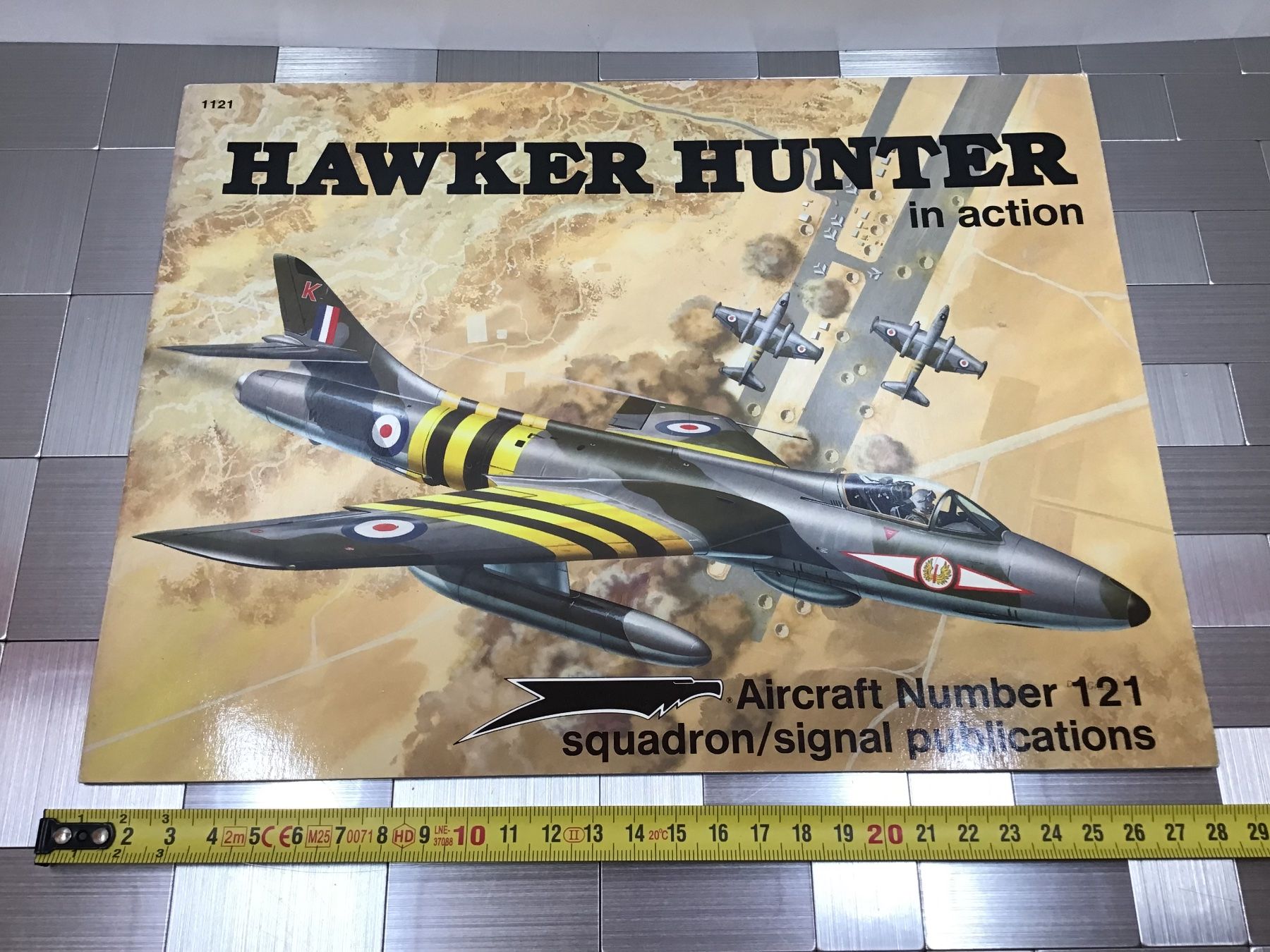 Libri: HAWKER HUNTER – Usato da Männedorf venduto da Spezial-Modelle