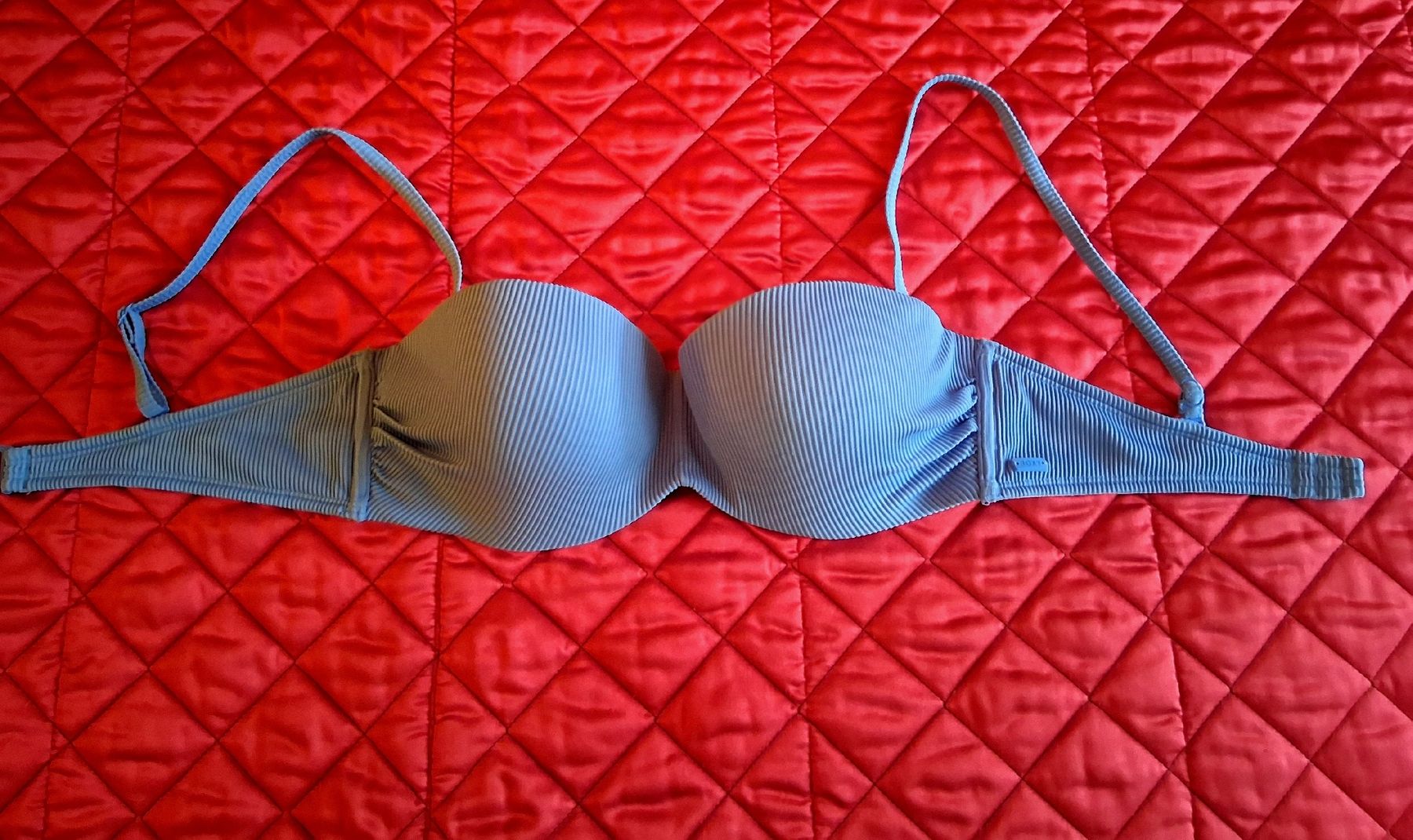 Roxy Costumi da bagno & Bikini: Roxy Damen Bikini Top, Grösse L, Blau – Nuovo (secondo la descrizione) da Tamins venduto da LisaMorpurgo