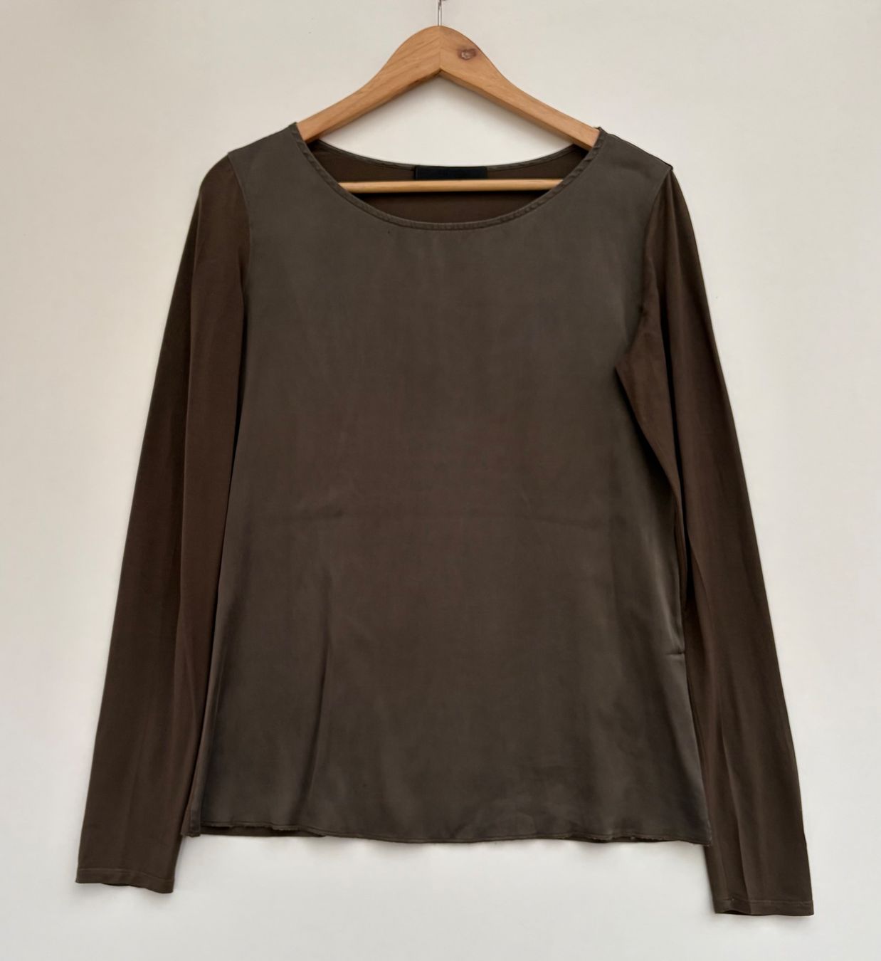 FTC Camicette: FFC Shirt mit Seide Gr.34 – Usato da Unterägeri venduto da Jutka_04