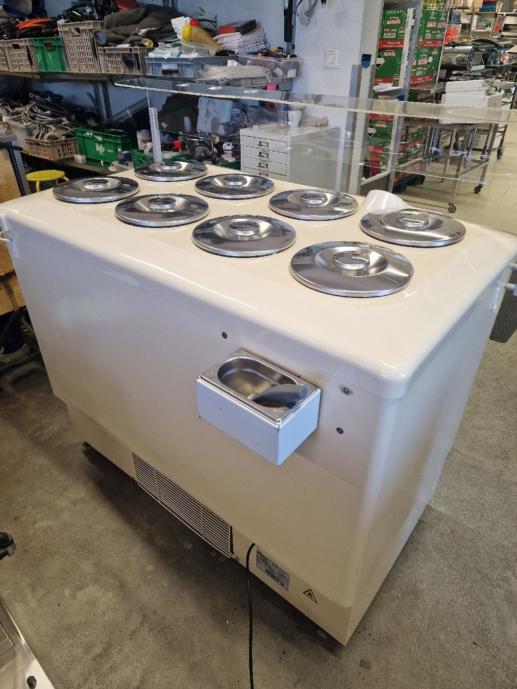 Elettrodomestici da cucina: Glace Vitrine – Usato da Niederwangen BE venduto da HasGastrobedarf