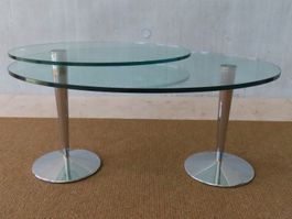 Design Glas-Couchtisch schwenkbar