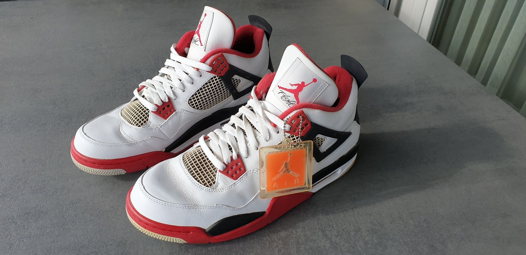 Jordan Herrenschuhe: Jordan 4 Fire Red 2012 – Gebraucht aus Burgdorf von K.Fritz