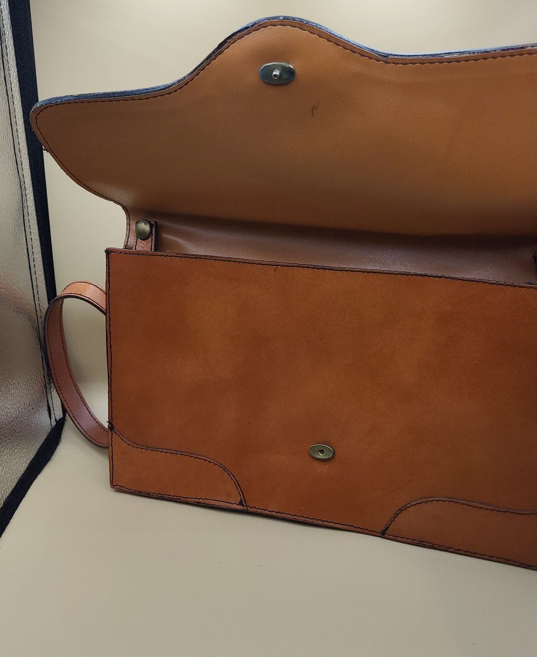 Borse da donna: Vintage Ledertasche Umhängetasche – Usato da Wald ZH venduto da SwissPawnshop 1
