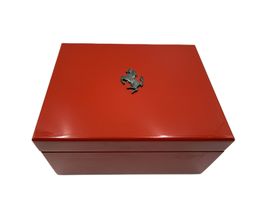 GIRARD PERREGAUX Ferrari Club Uhren Box