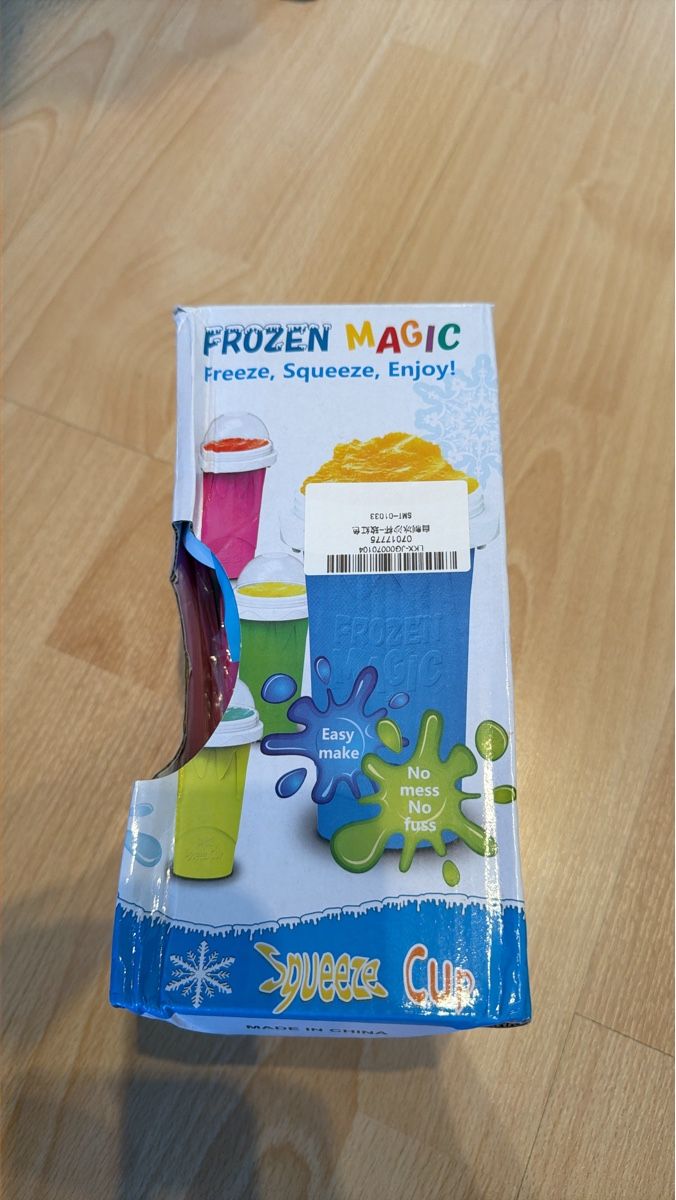 Tassen: FROZEN MAGIC Squeeze Cup Slushy NEU – Neu und originalverpackt aus Brittnau von j.r.b