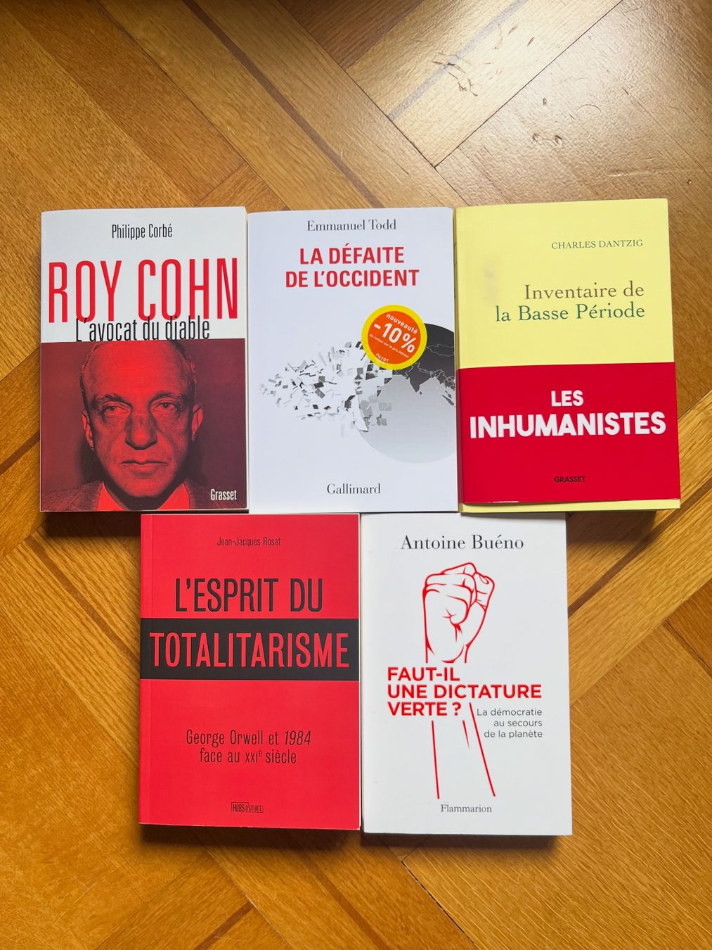 Libri: Livres sur le totalitarisme – Usato da Prilly venduto da chr_yg8s