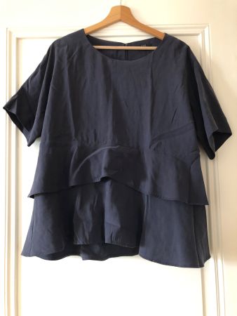 Wunderschöne Bluse von COS