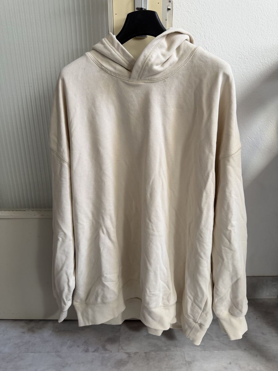 H&M Pullover & Sweatshirts: Kapuzenpullover H&M beige Grösse XL  – Gebraucht aus Kirchberg BE von lea_kb6y 2