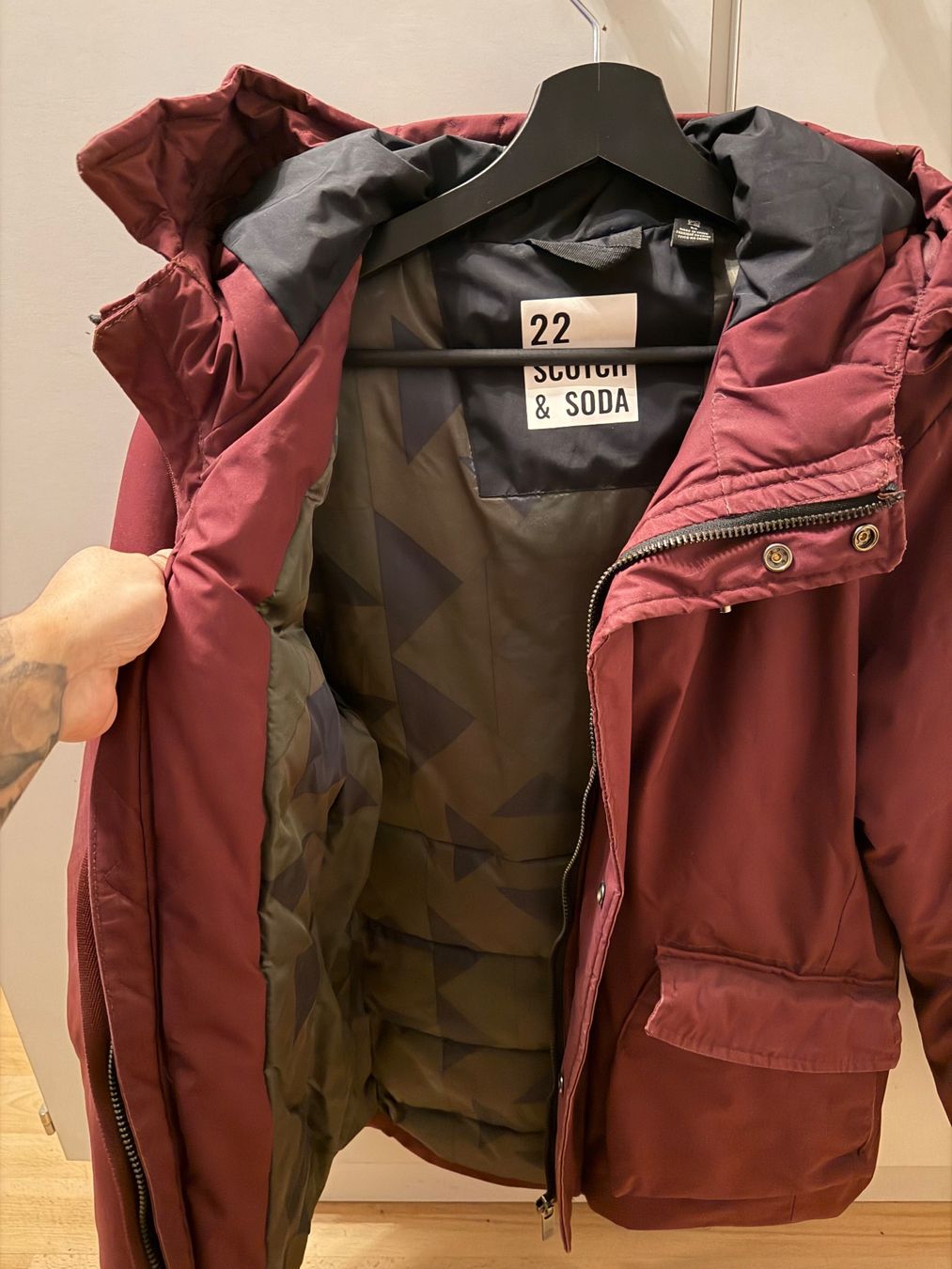 Giacche: Scotch and Soda Winterjacke – Usato da Zürich venduto da Fuentes 2