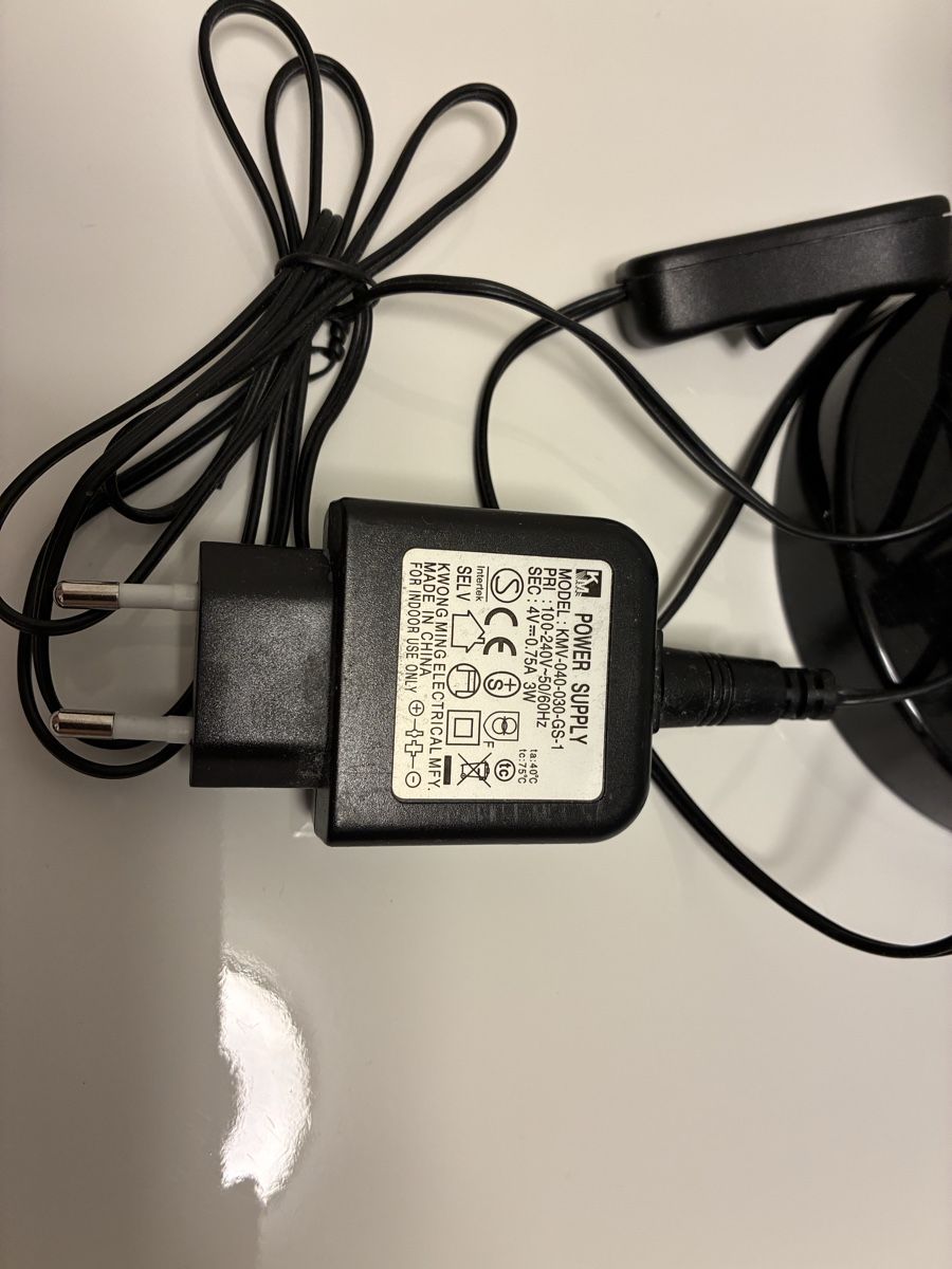 Ikea Lampade: Schreibtischlampe schwarz – Usato da Zürich venduto da Poison_ivy 1