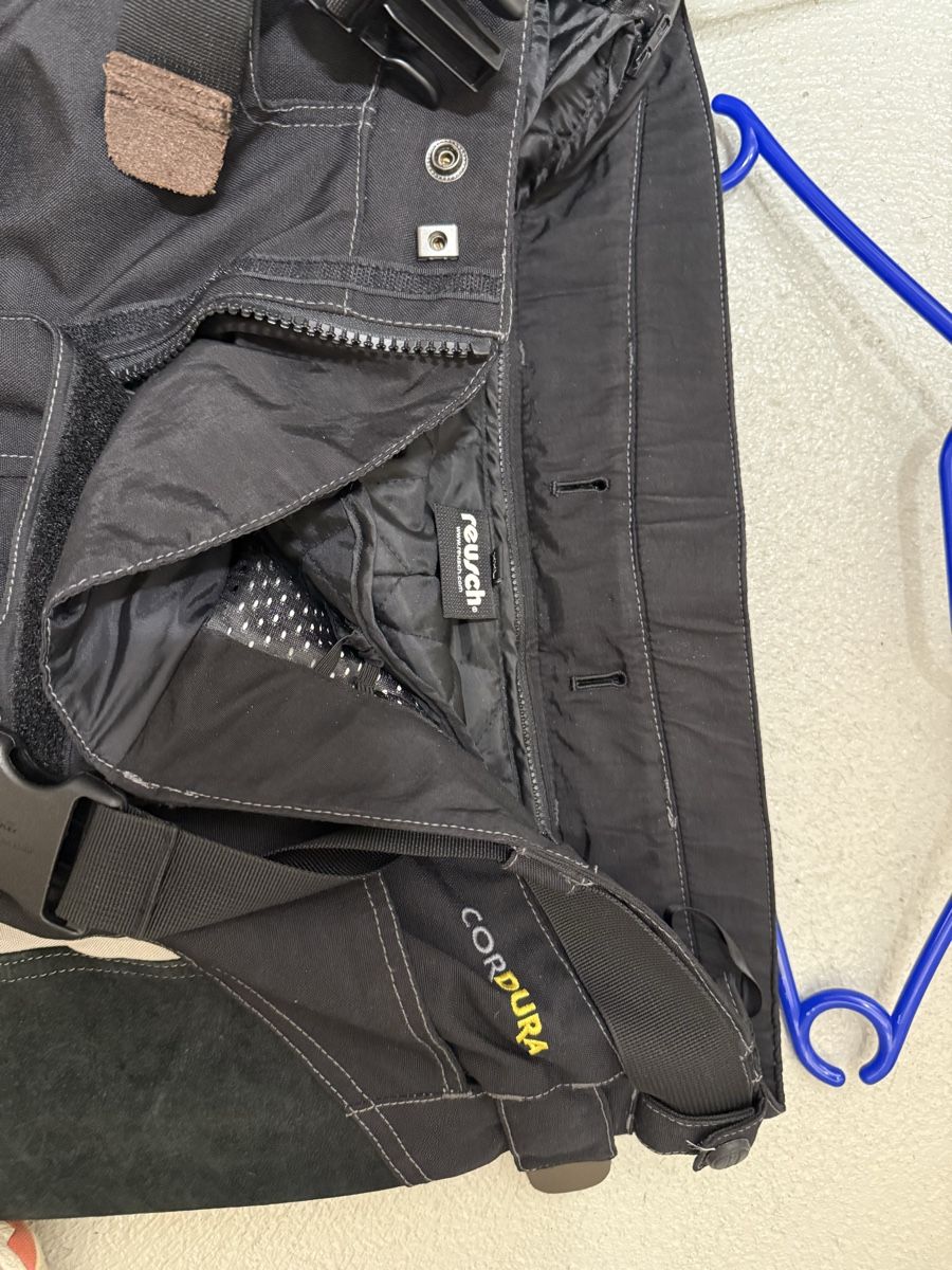 Kleiderpakete: Motorrad Jacke und Hose  – Gebraucht aus Goldach von D-M-S 3