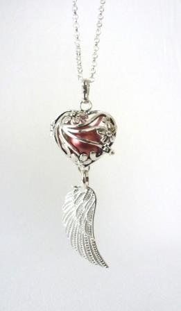 Ciondoli: Collier - Engelsflügelschutz – Nuovo e nell'imballaggio originale da Mauren venduto da Yeelen 2