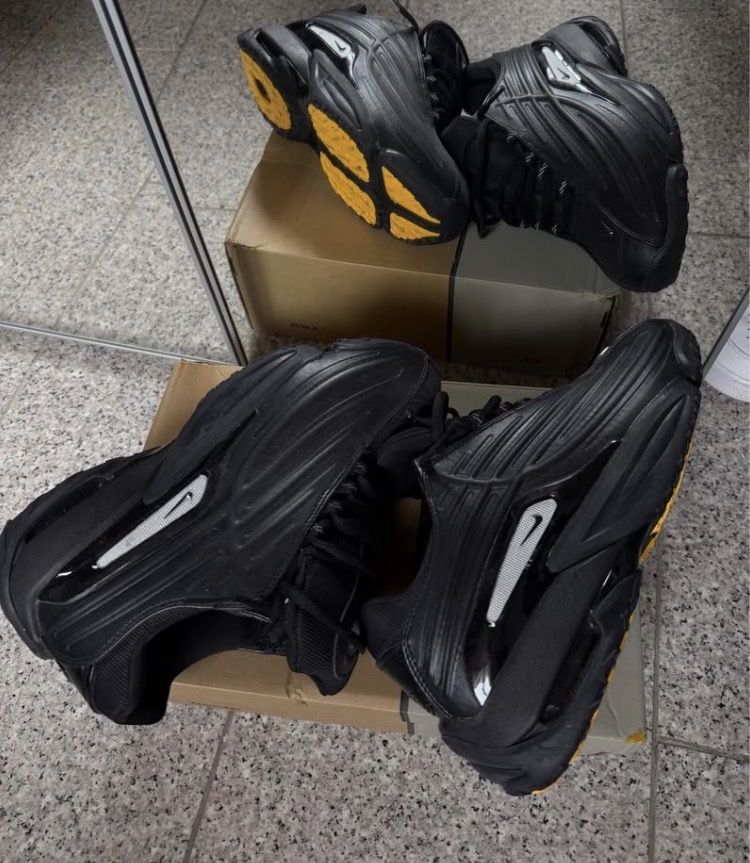 Nike Scarpe da uomo: Nike Schuhe – Nuovo (secondo la descrizione) da Frauenfeld venduto da Srajan