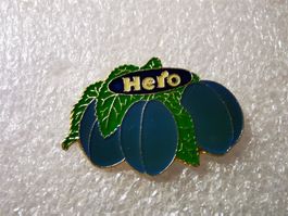 Ansteckpin 76: Hero