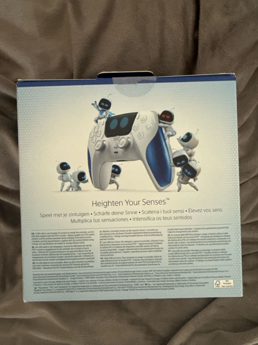 Sony Giochi: Manette DualSense Astro Bot Édition Limitée PS5 Comme Neuve – Nuovo e nell'imballaggio originale da Neuchâtel venduto da Milk_Addict 1