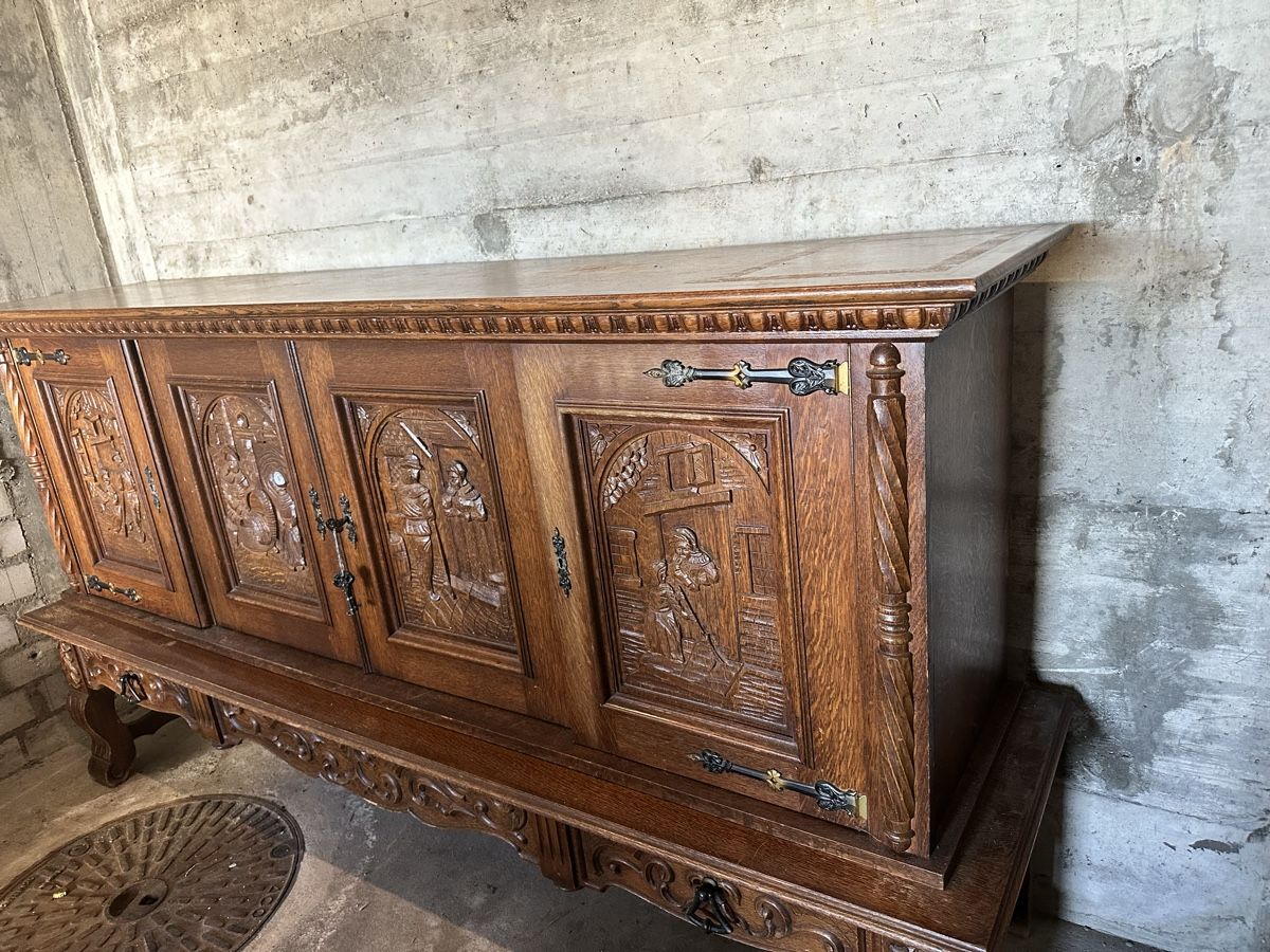 Credenze: Antique Sideboard carved wood 4 doors usable condition – Usato da Spiegel b. Bern venduto da phu_bdy9 3
