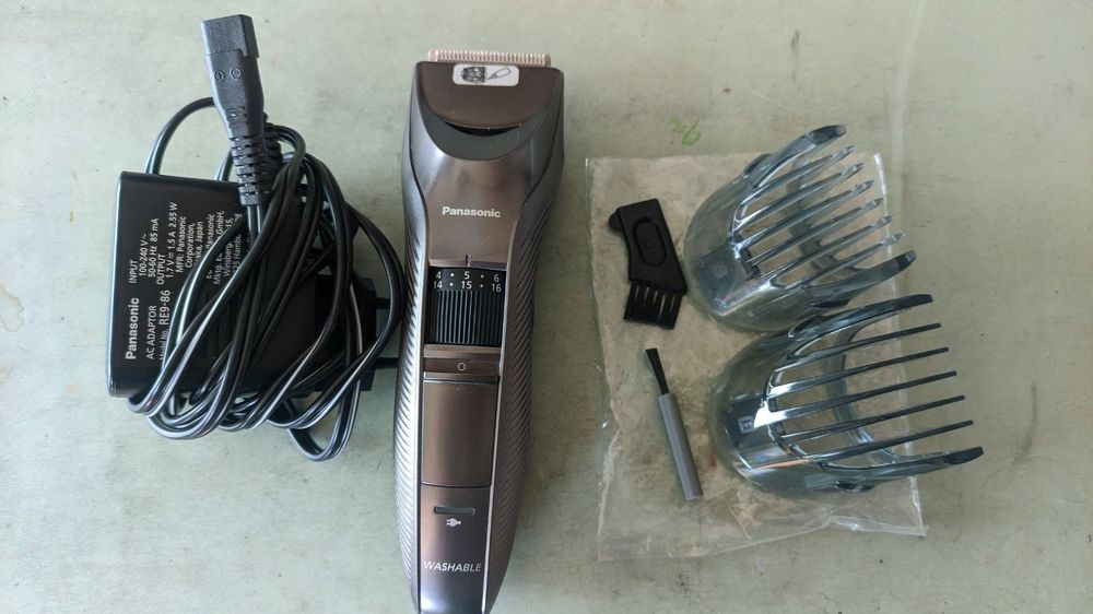 Men's Hair Clipper panasonic GC63-H with 2 Attachments | Kaufen auf Ricardo