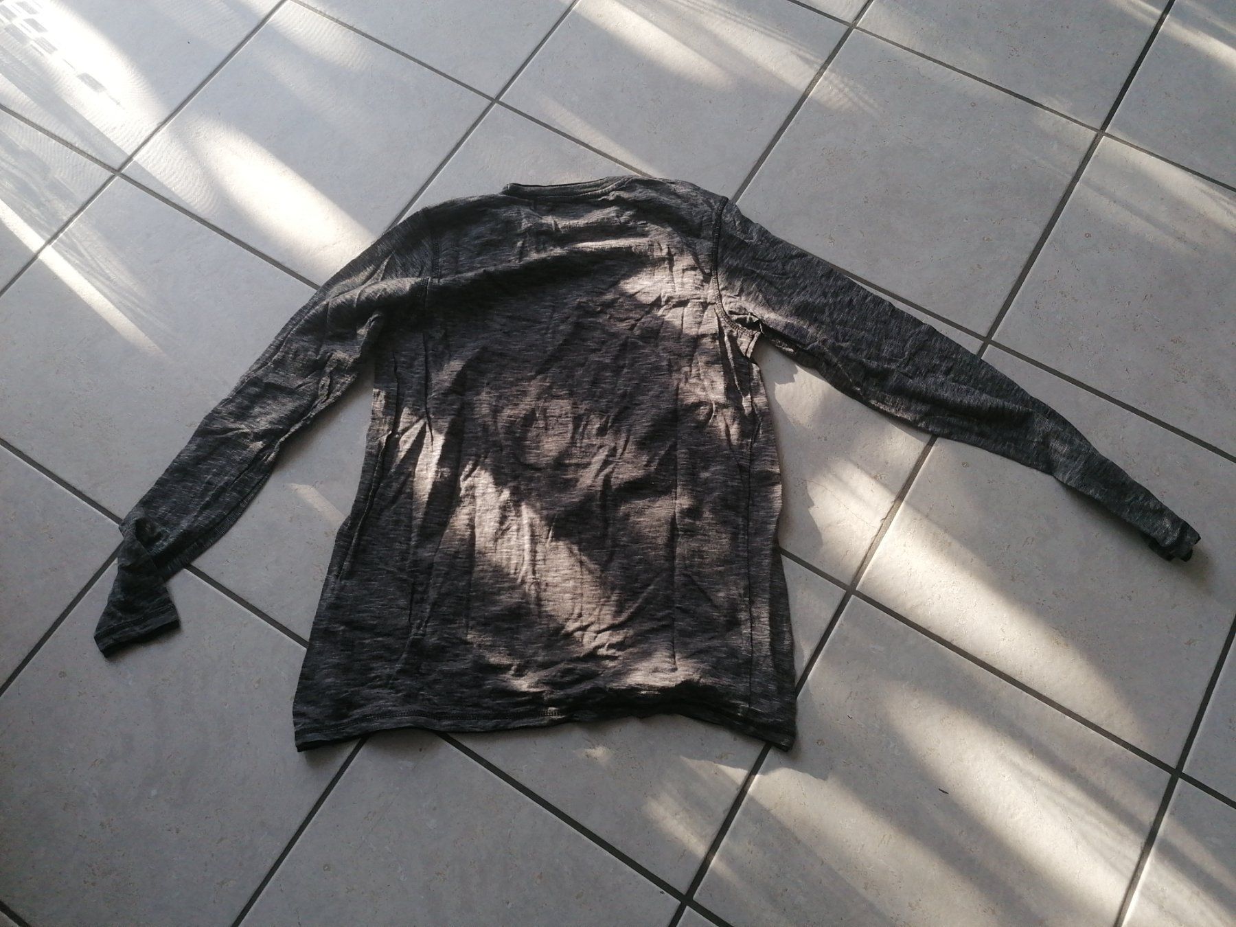 T-Shirts: Neues Langarm Shirt Gr M – Neu (gemäss Beschreibung) aus Lostorf von Luelostorf 1