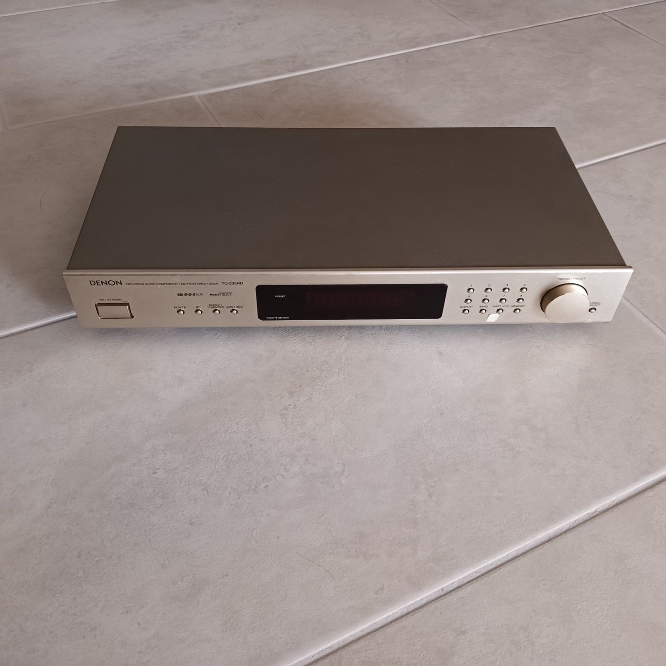 Denon Ricevitori: Denon AM-FM Stereo Tuner TU-235RD – Usato da Bäretswil venduto da ricoric