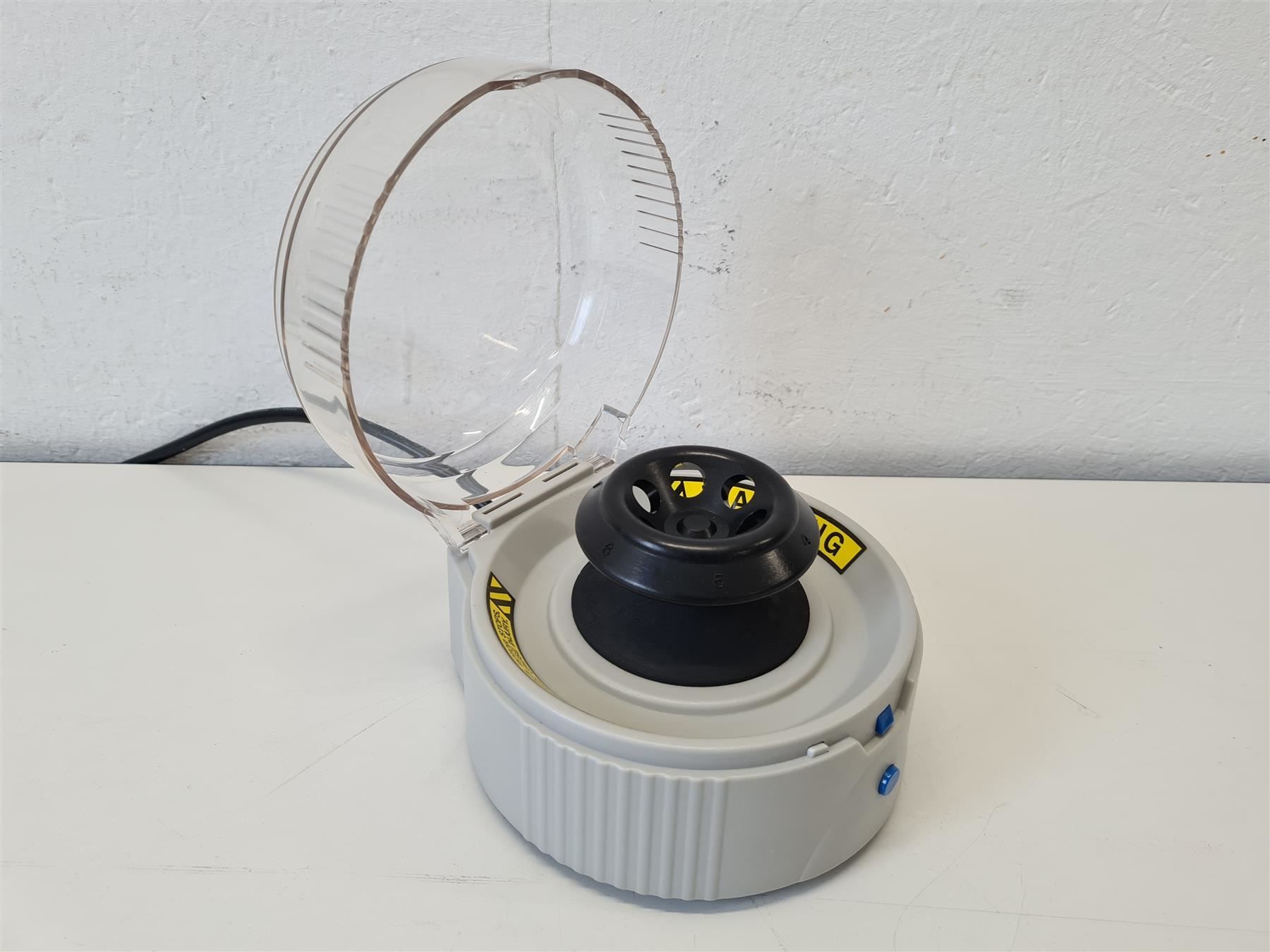 Accessori da laboratorio: Fisher Scientific 3722L Mini Centrifuge – Usato da Niederdorf venduto da LeptonAG_Labor 1