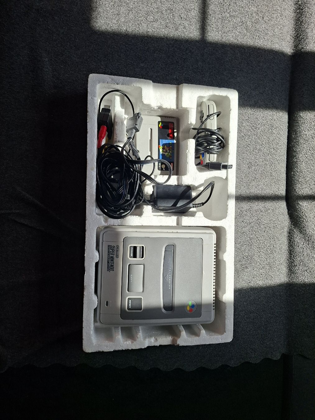 Nintendo Konsolen: Super Nintendo + Super Game Boy More Fun Set – Gebraucht aus Büren zum Hof von Flohmarkt_Bern 7
