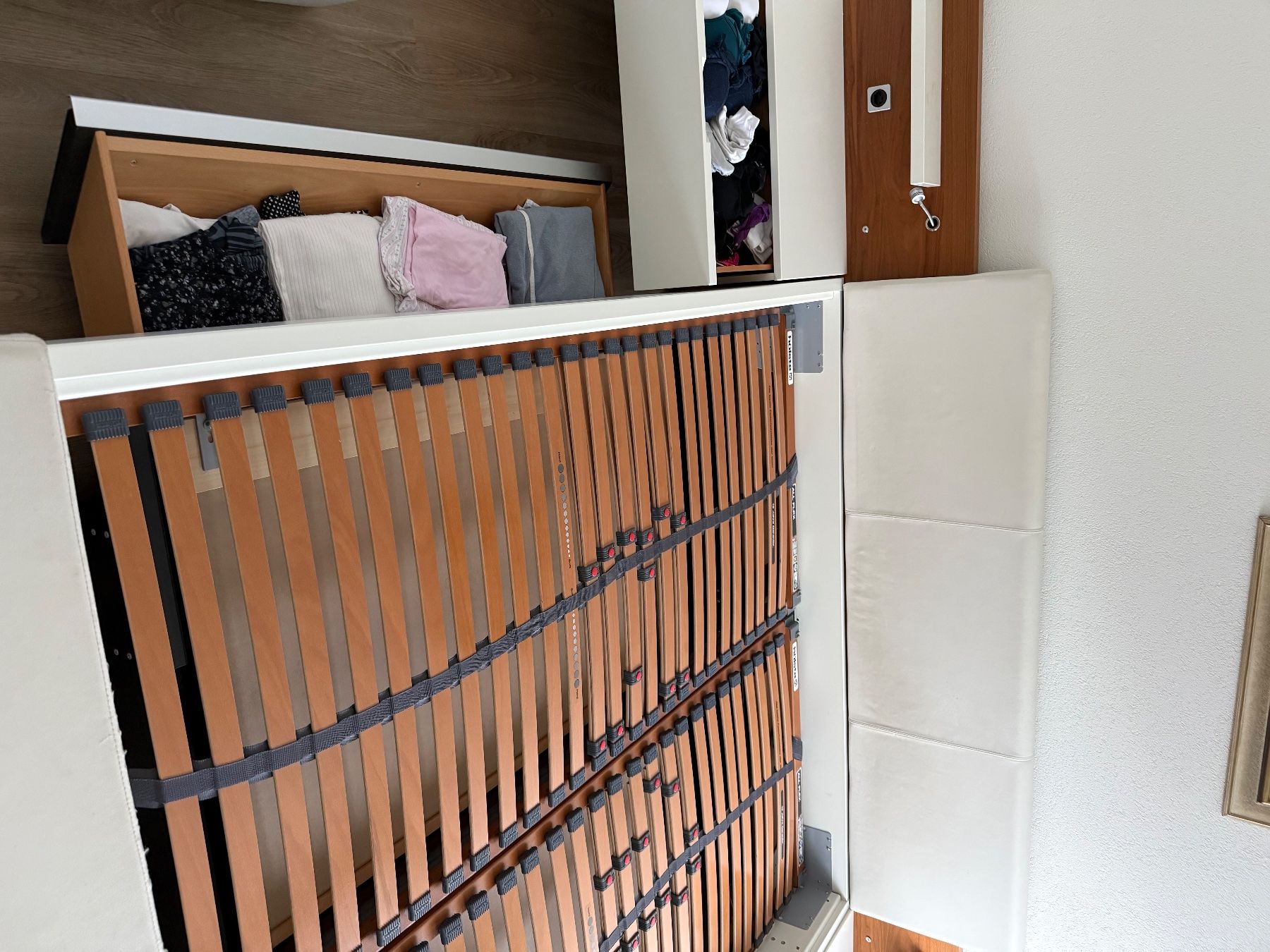 Hülsta Letti: Hülsta King Size Bed – Usato da Oberglatt ZH venduto da Sale12 5