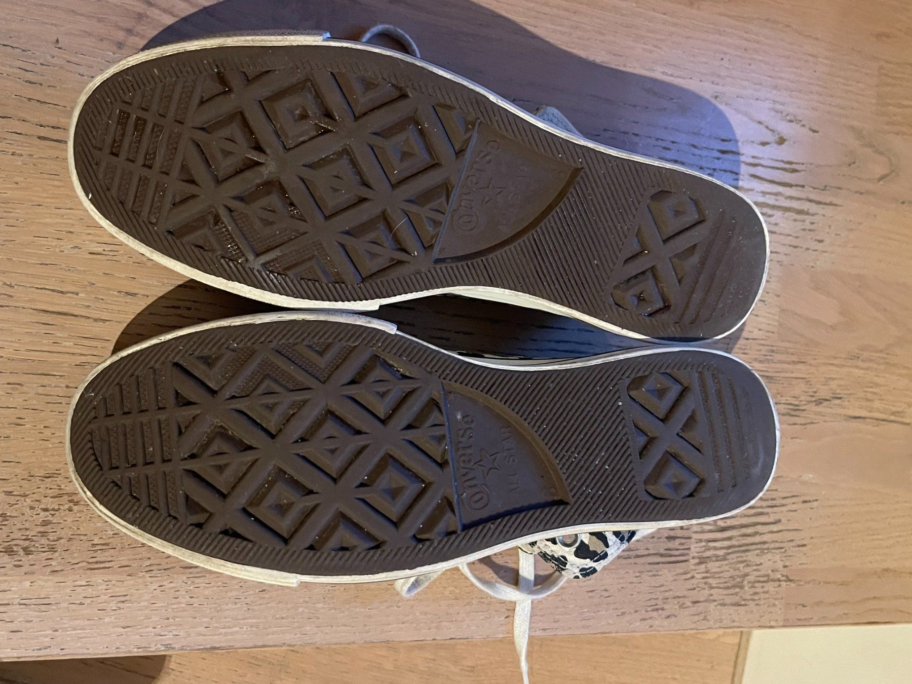 Converse Scarpe da uomo: Converse Hightop Leopardenmuster / Gr. 39 – Usato da Langnau am Albis venduto da KatG 6