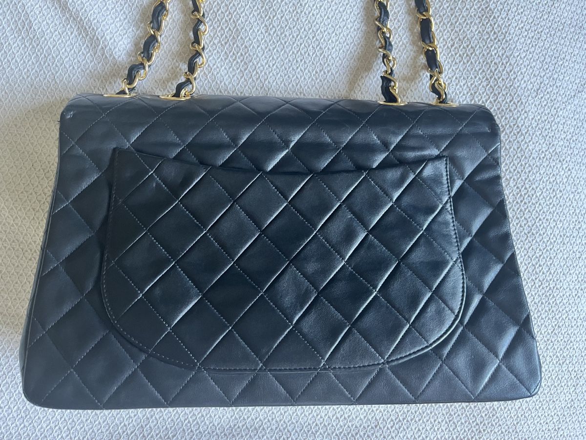 Chanel Sacs femmes: Schwarze Chanel Classic Maxi – D'occasion à Hochdorf par Forestgreen 3
