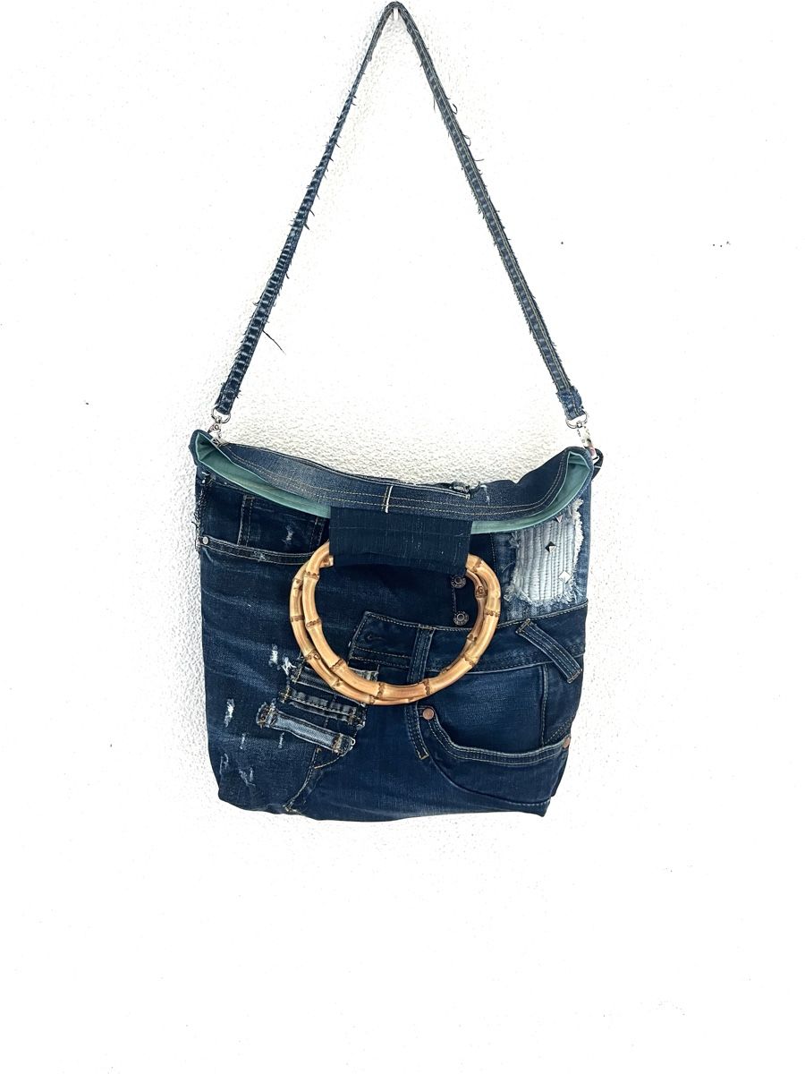 Borse da donna: Jeanstasche upcycling handmade – Usato da Winterthur venduto da Ilonka1 2