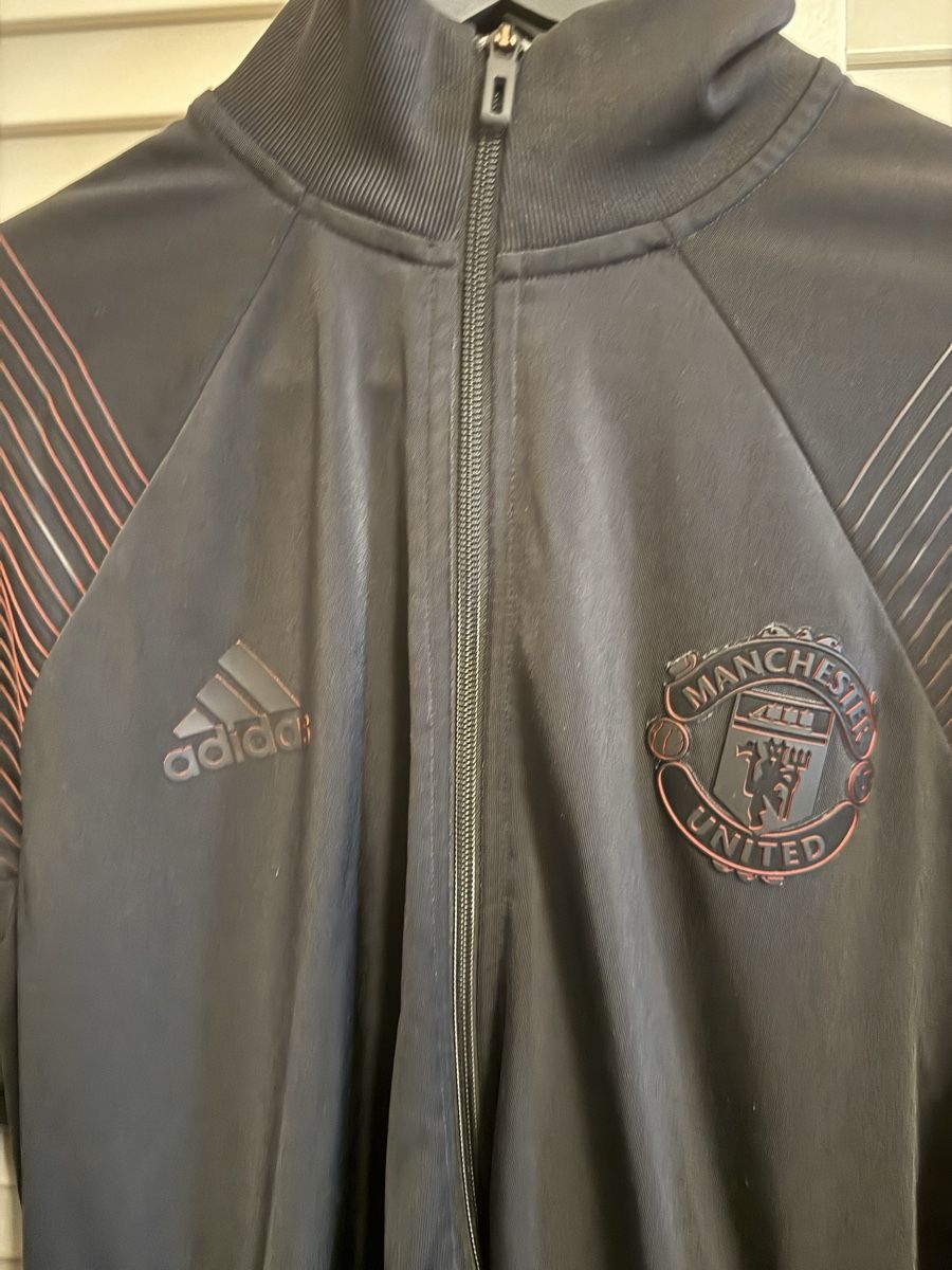 Adidas Pullover & Sweatshirts: Adidas Manchester United Trainingsjacke – Gebraucht aus Niederbipp von yar_tf6f 2