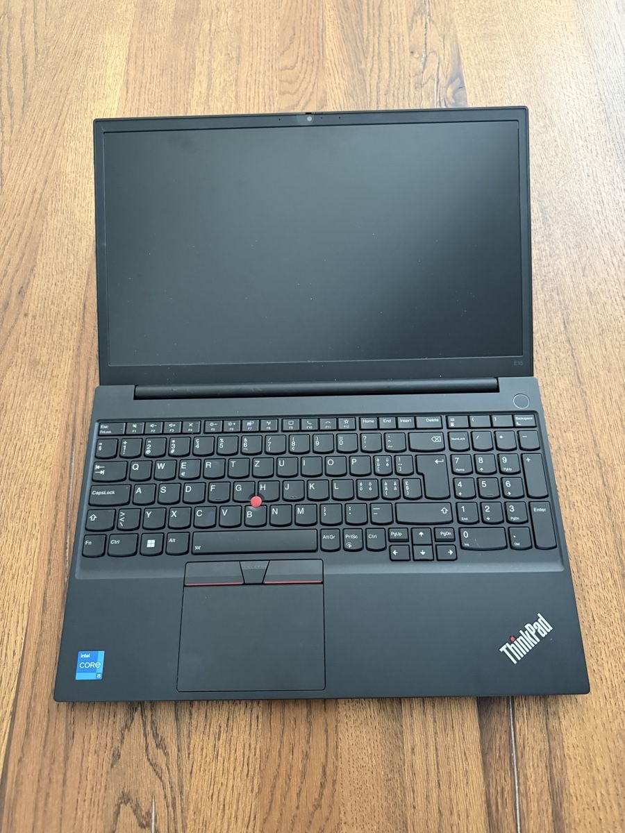 Lenovo Notebooks: Notebook - Lenovo ThinkPad E15 - Ab 1 Fr..! – Defekt aus Zürich von ersel