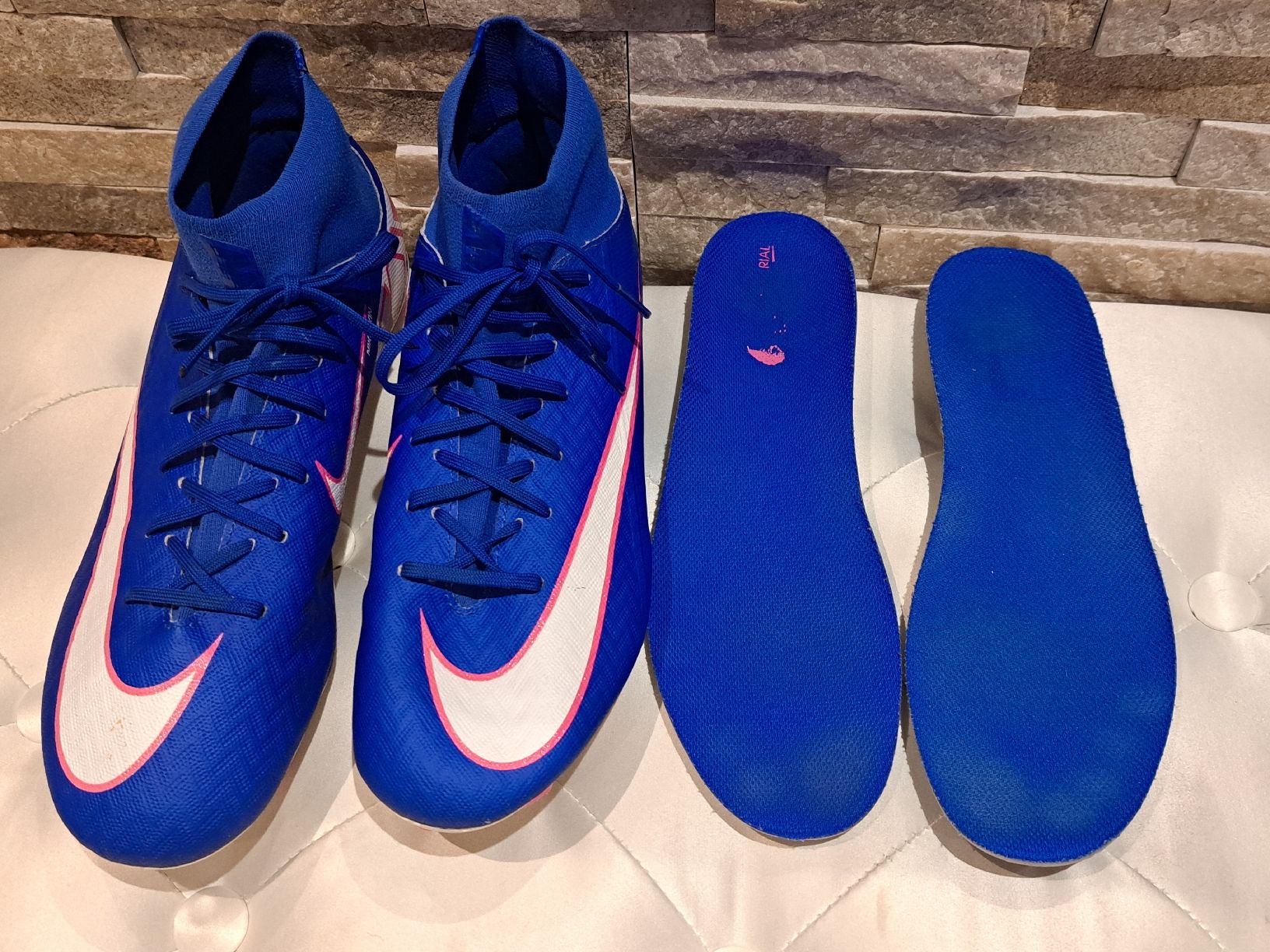 Nike Herrenschuhe: Nike Fussballschuhe 41 – Gebraucht aus bazenheid von salerno007