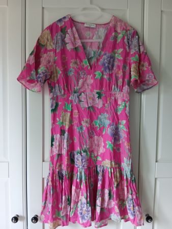 SANDRO Robe / Kleid taille / Grosse 34 CH (36 EUR) CHF 379,-