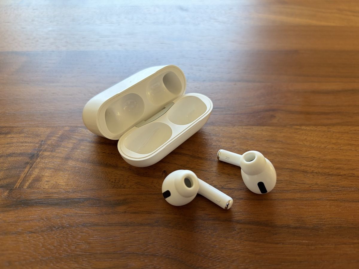 Apple Kopfhörer: Apple AirPods Pro ab CHF 1.- – Gebraucht aus Bern von dingodachs 4