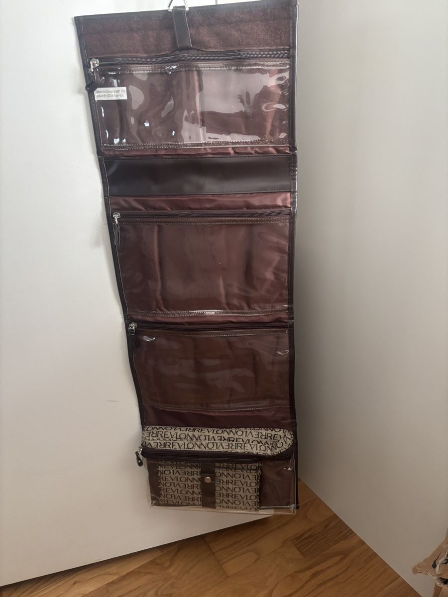 Custodie per cosmetici: Revlon Reise-Organizer mit 4Fächern 2er Set Nr 11 – Nuovo (secondo la descrizione) da Wallisellen venduto da AS.TZ. 5