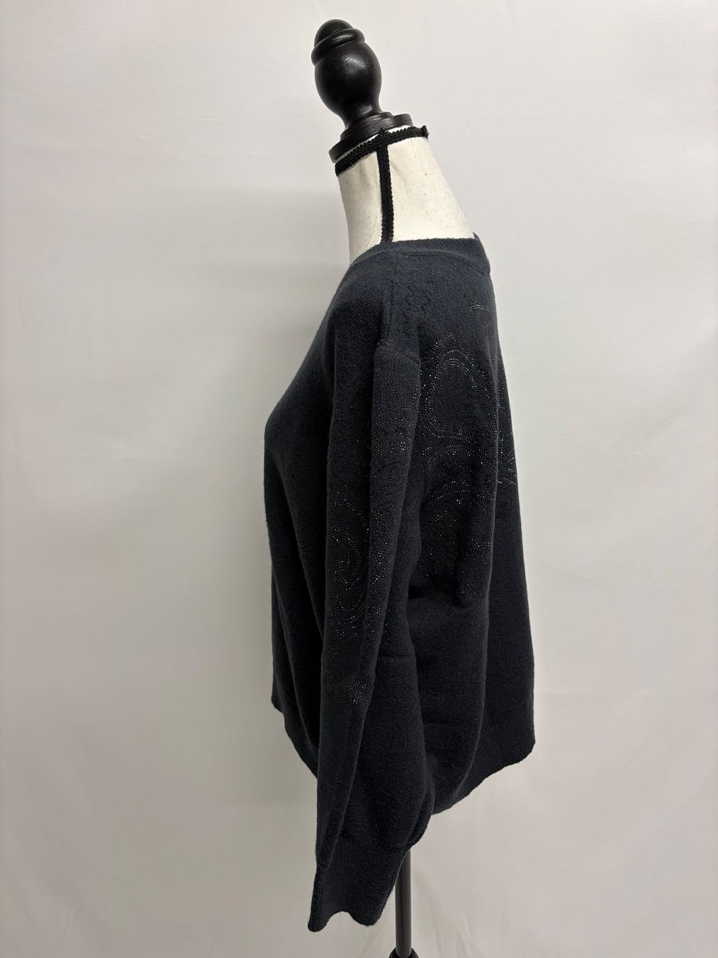Monari Maglioni & Felpe: Monari Strickpullover mit Strass Gr. 40 grau – Nuovo (secondo la descrizione) da Regensdorf venduto da secondchancefashion 1