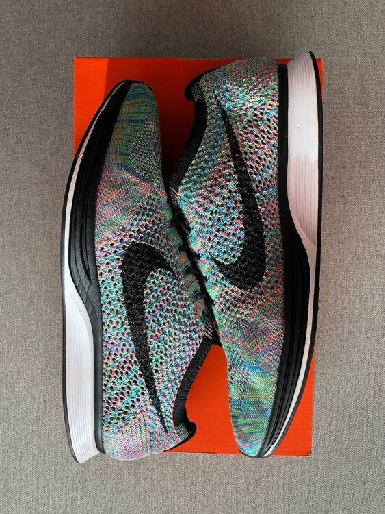 Nike Flyknit Racer Multicolor (Top Zustand) (Gebraucht) in Aarau-Rohr ...
