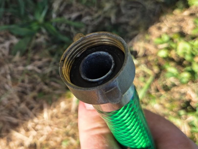Tubi & Tubi flessibili: Gartenschlauch 20m / Messinganschluss / verstellbare Düse – Usato da Dietikon venduto da Grishnak 3