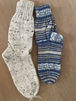 2 Paar Handgestrickte Socken 