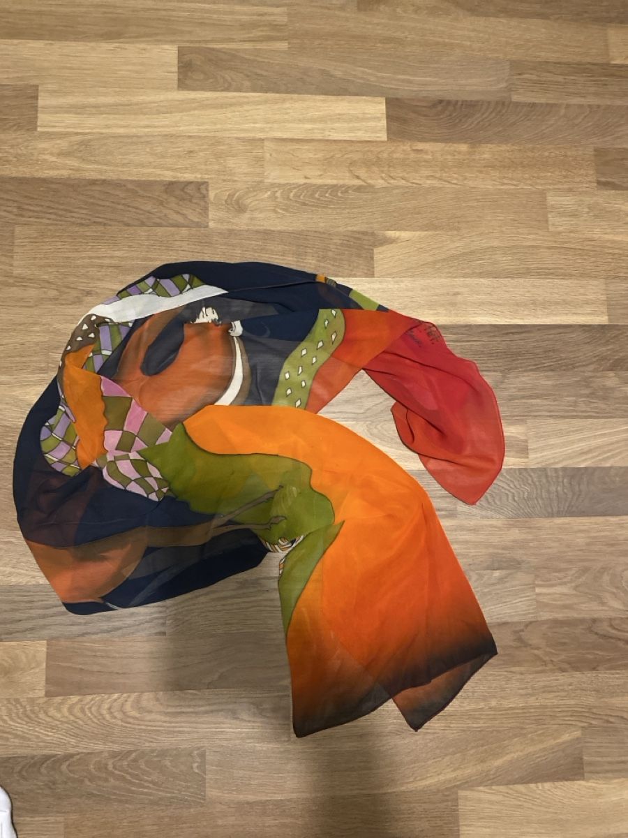 Foulard & Sciarpe: Schicker Seidenschal mit Pferd Motiv bunt – Usato da Basel venduto da selinalivia 1