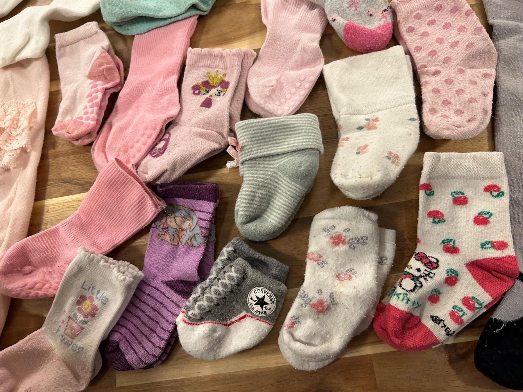 Calze per bambini: Socken und Strumpfhosen – Usato da Würenlingen venduto da meadc 2