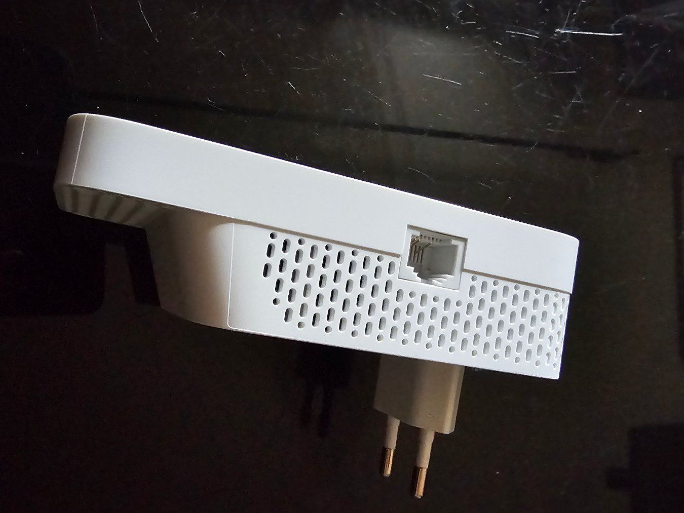 TP-Link WiFi: TP Link Mesh-WiFi Extender/Repeater/Acces Point RE 330 – Usato da Basel venduto da sarah0815 2
