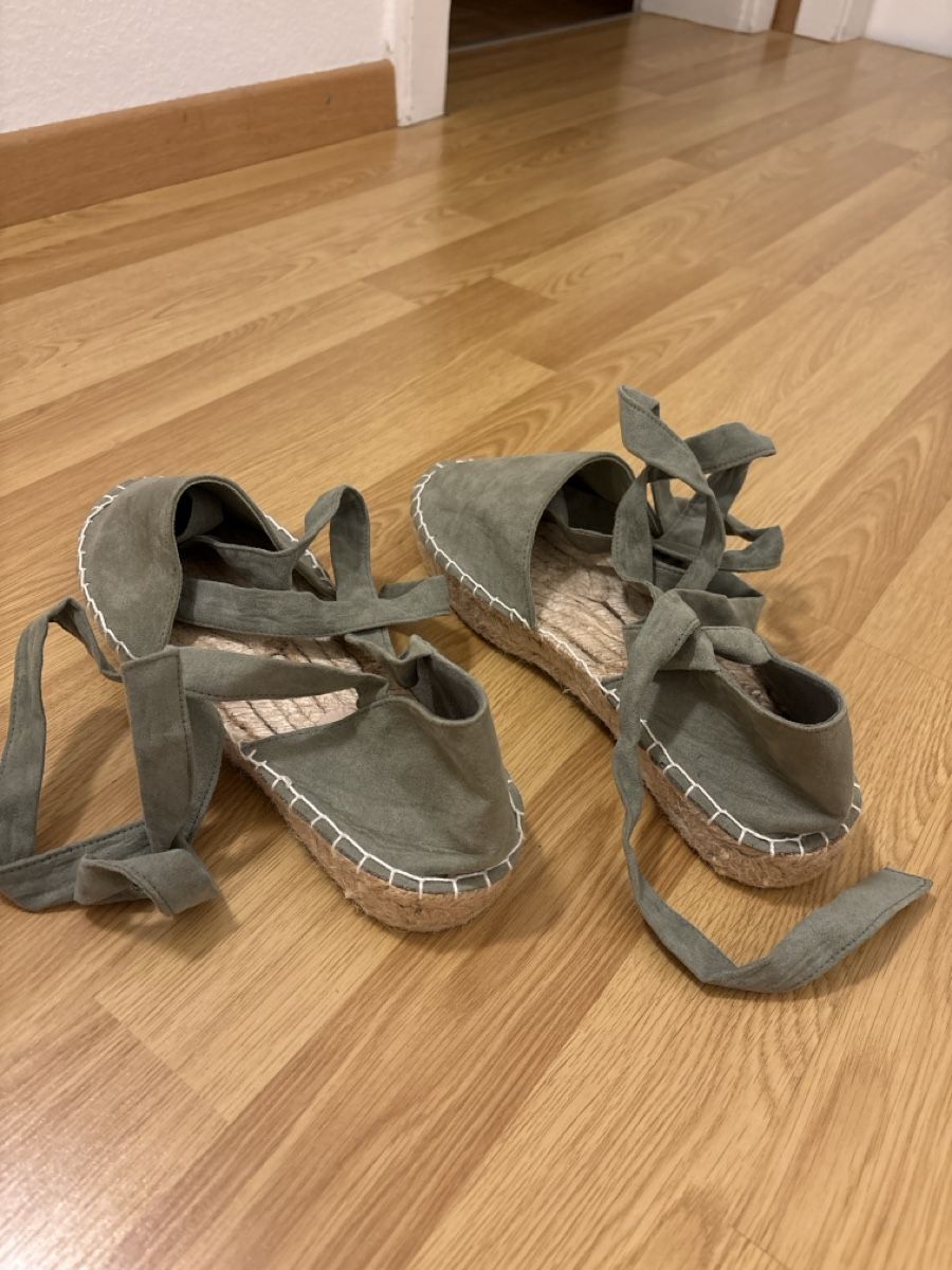 Scarpe da donna: Sommer Espadrilles mit Schnürung, Grösse 40 – Usato da Baar venduto da steffi_16 7