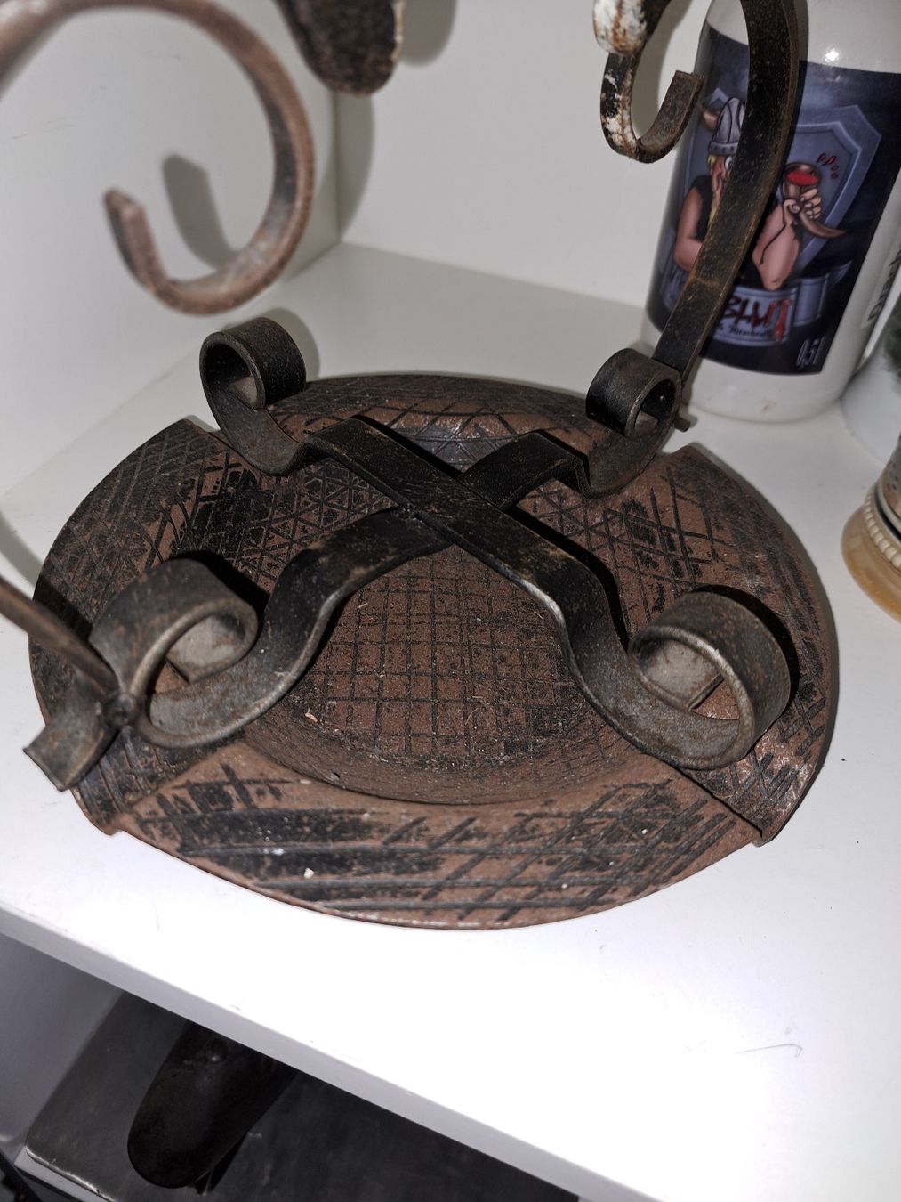 Aschenbecher: Rustikaler Aschenbecher Metall, Vintage  – Gebraucht aus Kölliken von Upcycling-by-Mc-TAM 1