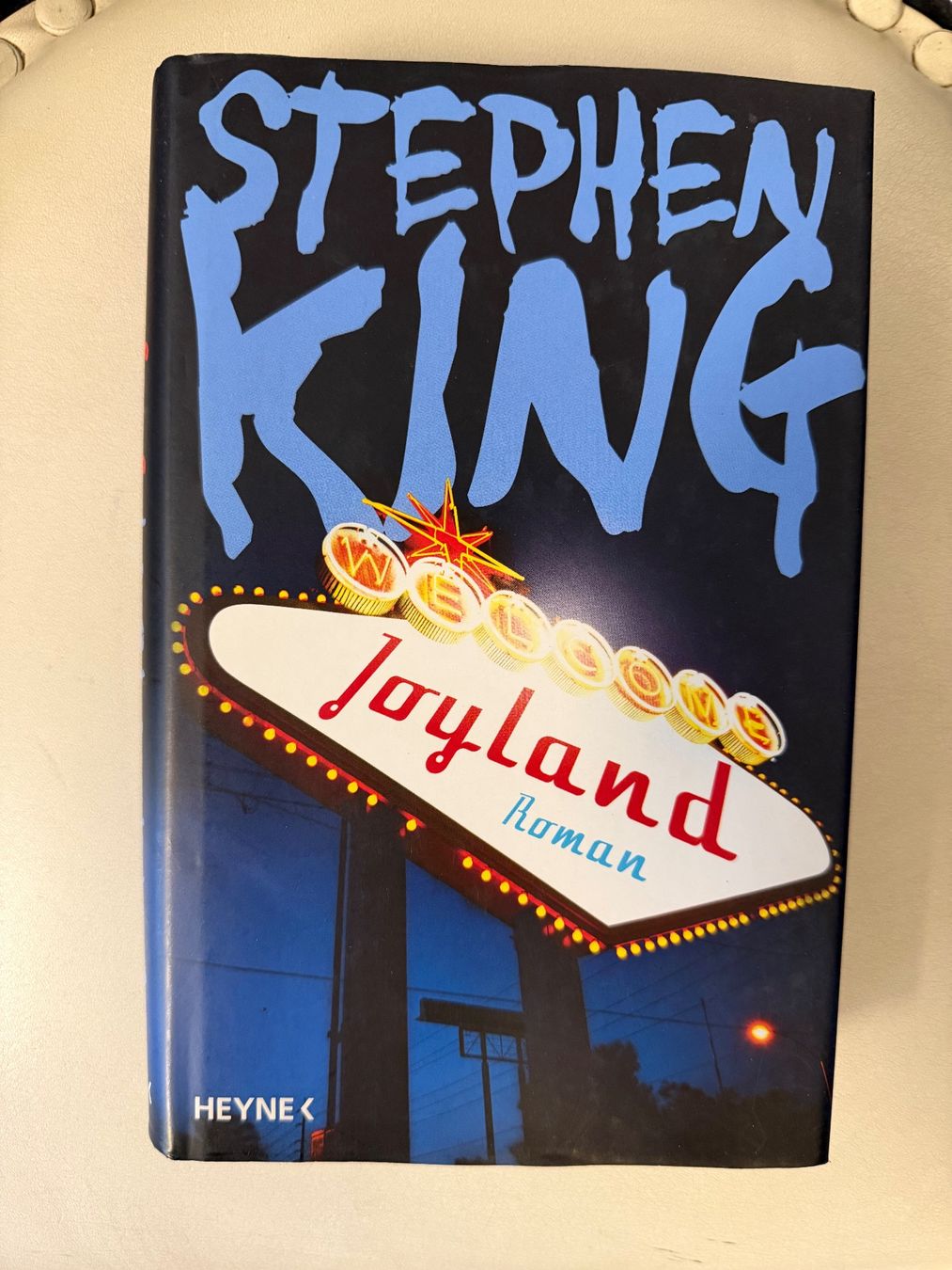 Libri: Stephen King: Joyland – Usato da Dietikon venduto da Buchantiqdietikon