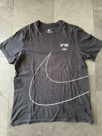 Nike T-Shirt "Swoosh By Nike" schwarz Grösse L guter Zustand