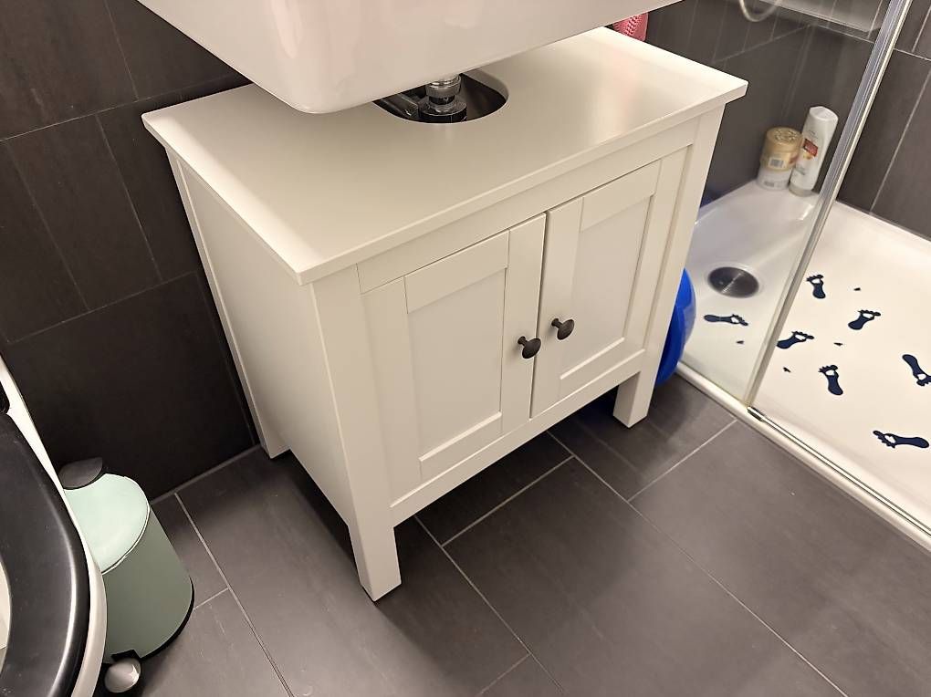 Installations & Meubles: 2x Unter-Lavabo-Möbel – Neuf avec emballage d'origine à Schlieren par fio_7ltb 3