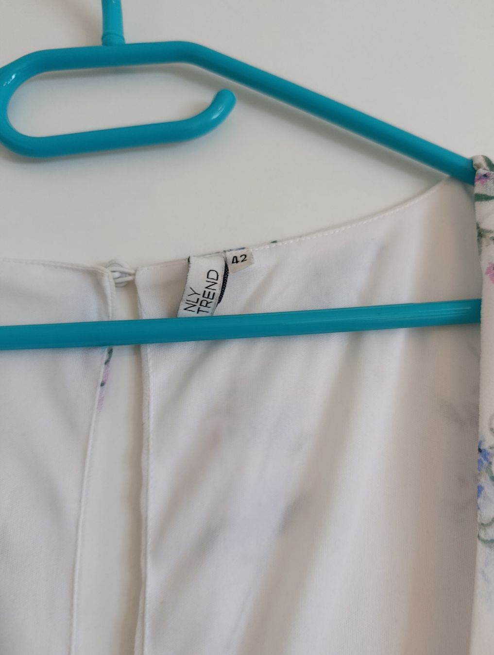 Vestiti: Kleid Gr. 42 NLY TREND – Usato da Bellach venduto da TORA4 3