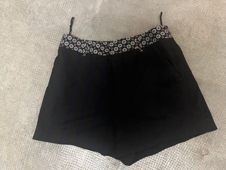 Short Zadig et voltaire xs peu porté 
